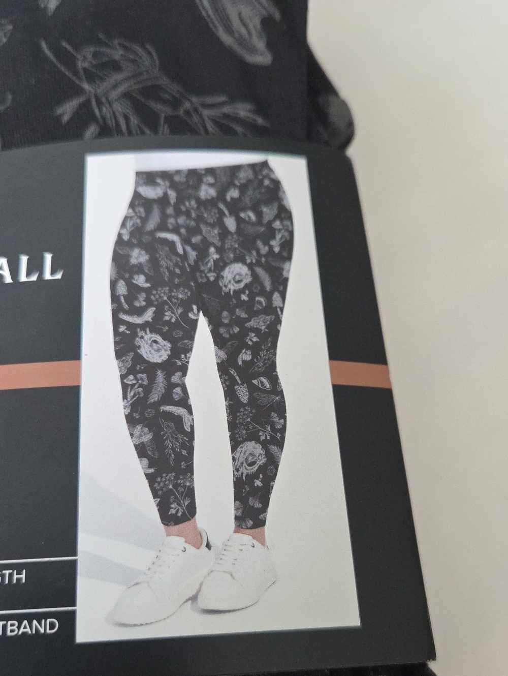 Torrid Nightfall Reincarnate Garden Black Graphic Print Women's Leggings 1  1X - Picture 2 of 8